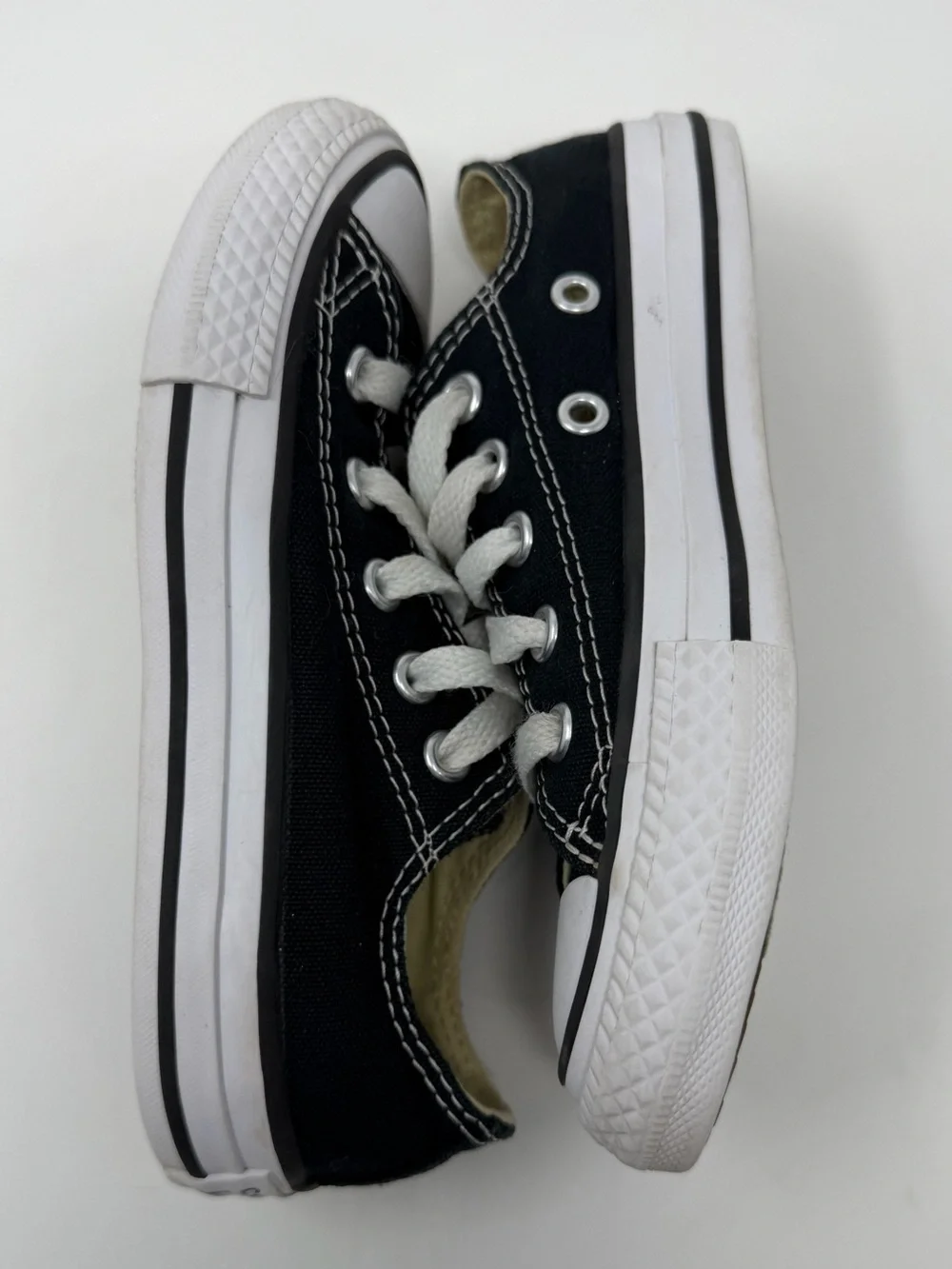 Converse Black and White Canvas Kids Sneakers Sz.11